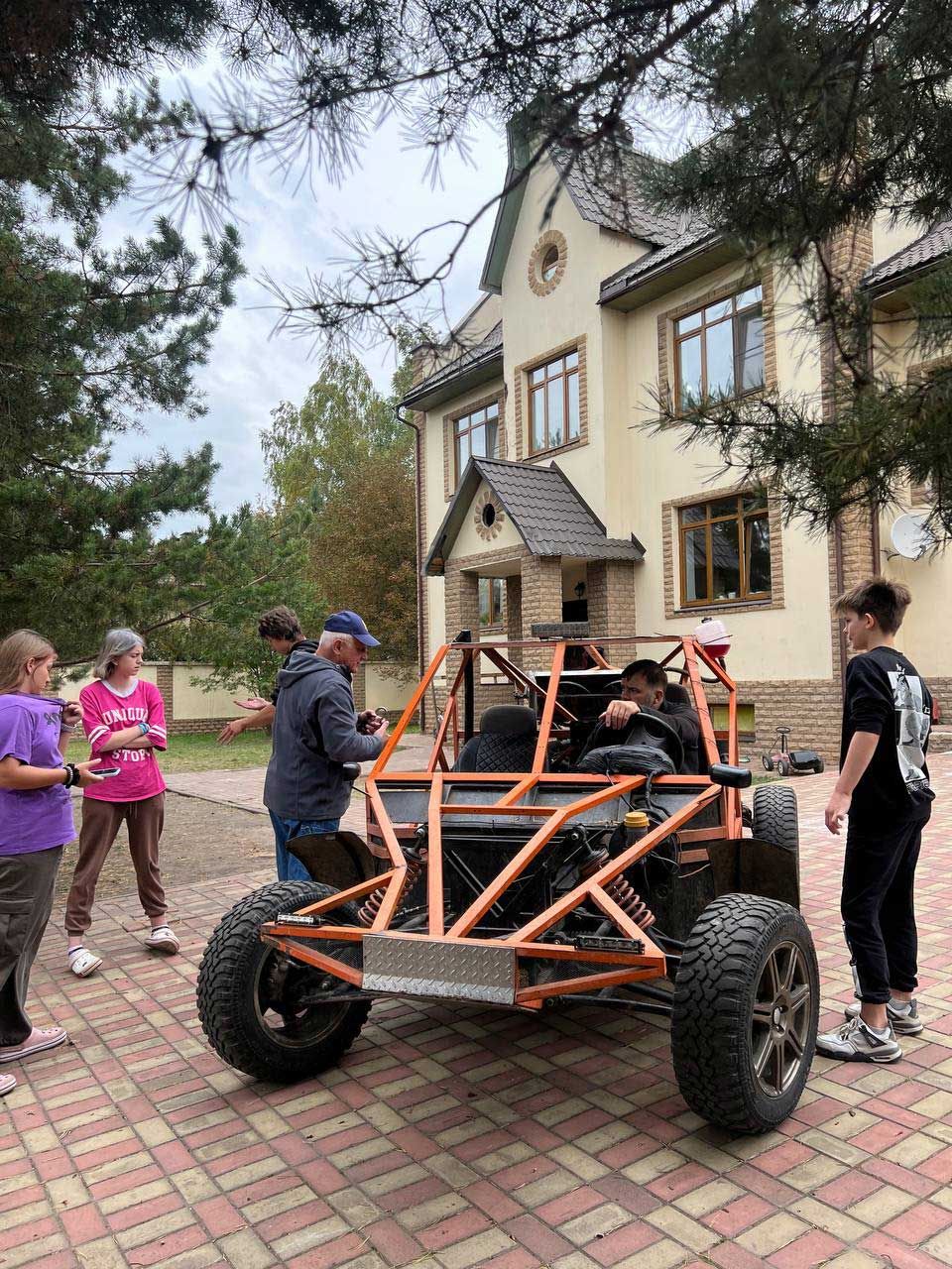 школа монтессори в москве стоимость